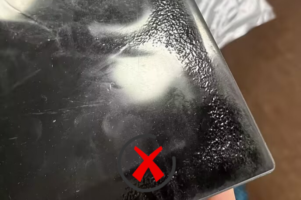 The back of the bar pad is not smooth and foaming