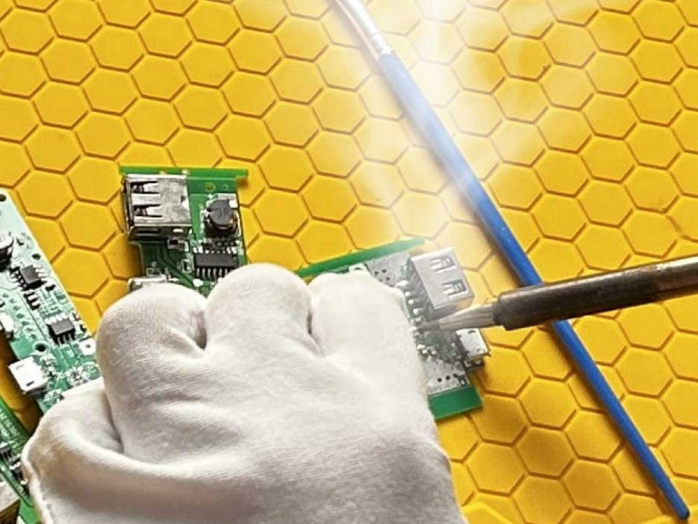yellow soldering mat