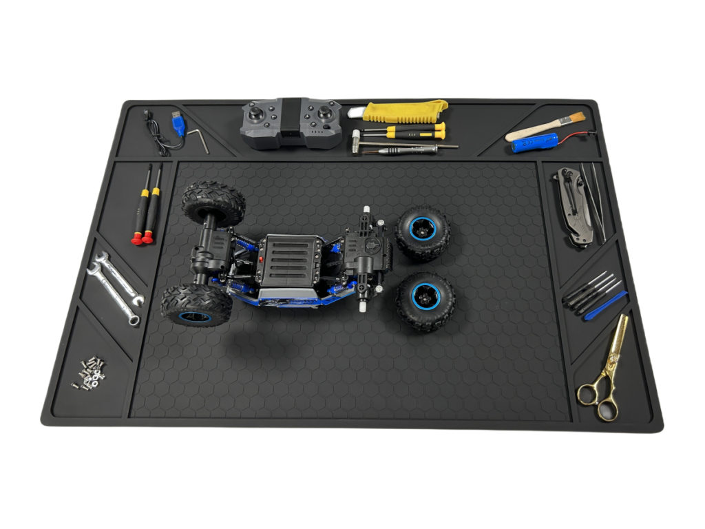 black repair work mat